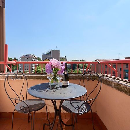 -Luminosa 5 Stars With Balcony- Wifi Netflix 15 Minutes From Duomo Lägenhet Milano Exteriör bild